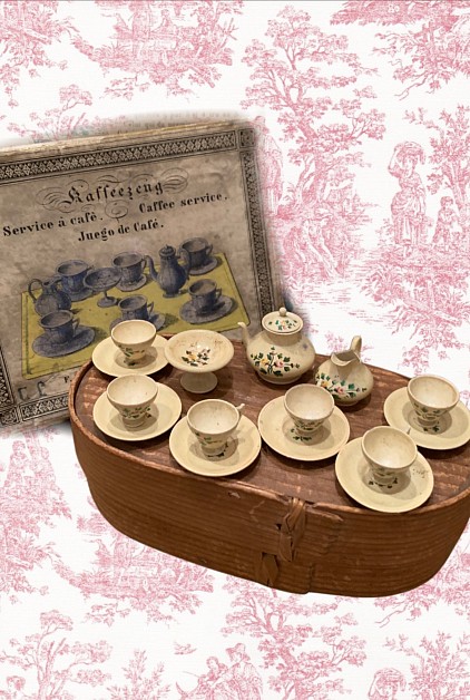Wooden Tea set